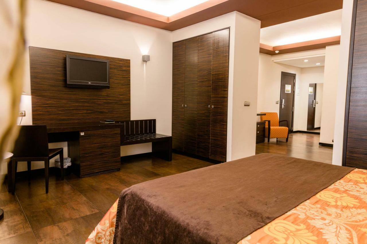 Hospedium Hotel Los Periquitos Фортуна Екстериор снимка